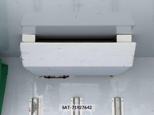 Nissan CLIPPER 2019-09 7393377-12
