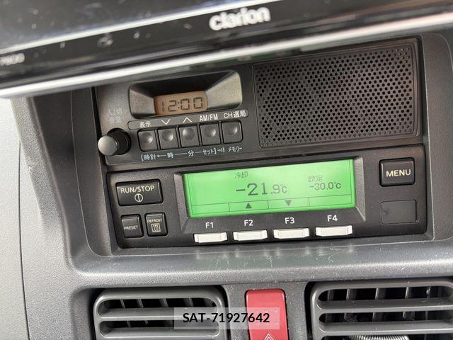 Nissan CLIPPER 2019-09 7393377-22