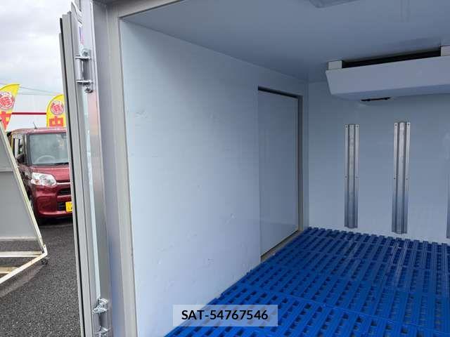 Nissan CLIPPER 2025-09 7393376-10