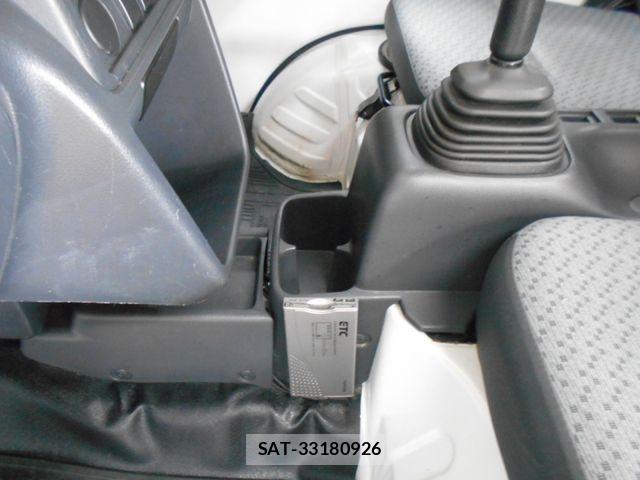 Nissan CLIPPER 2014-09 7456524-21