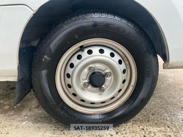 Nissan CLIPPER 2017-01 7456526-9