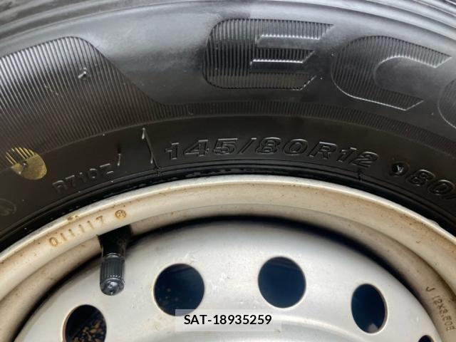 Nissan CLIPPER 2017-01 7456526-10