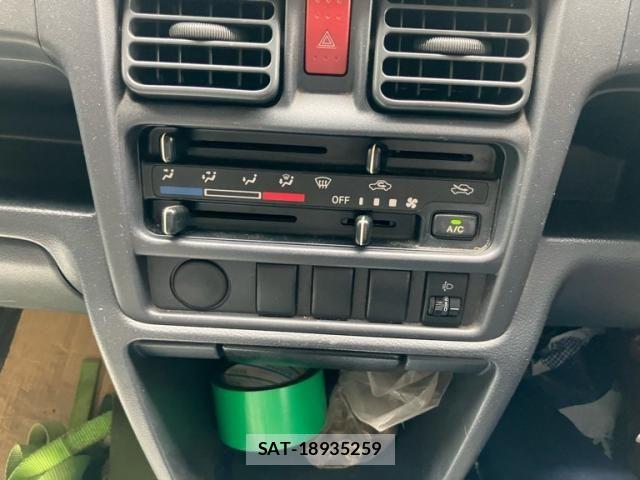 Nissan CLIPPER 2017-01 7456526-17