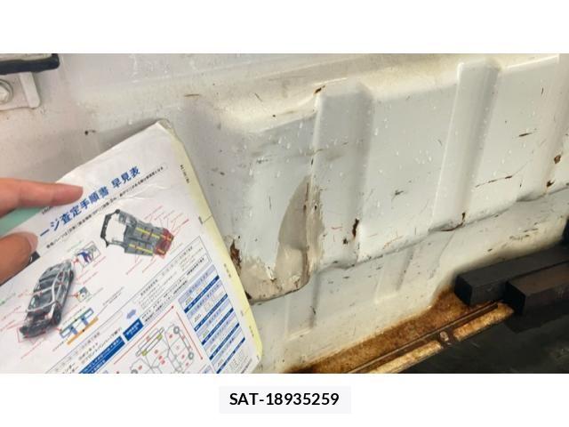 Nissan CLIPPER 2017-01 7456526-23