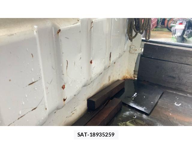 Nissan CLIPPER 2017-01 7456526-24