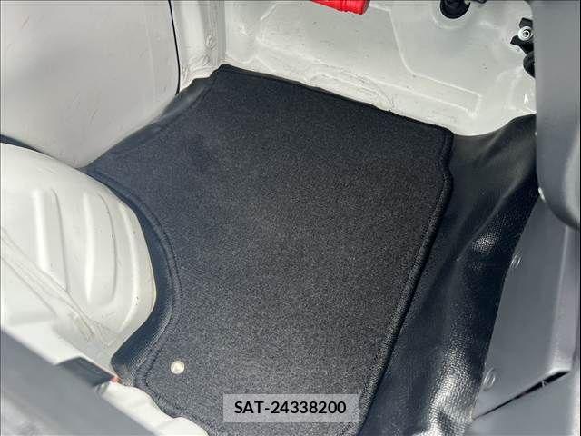 Nissan CLIPPER 2019-09 7509535-19