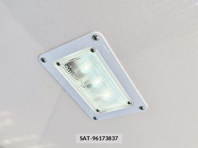Nissan CLIPPER 2020-05 7502051-17