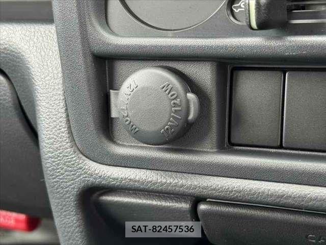Nissan CLIPPER 2022-10 7618960-21