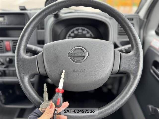 Nissan CLIPPER 2022-10 7618960-2