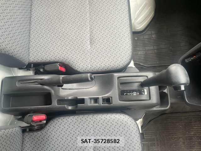 Nissan CLIPPER 2016-10 7878531-23