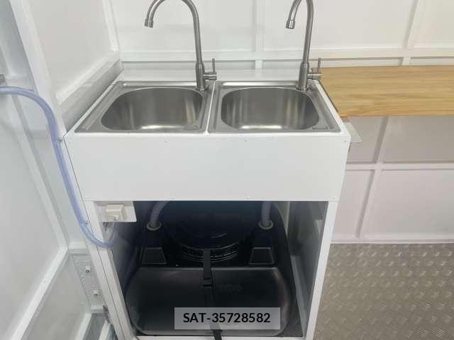 Nissan CLIPPER 2016-10 7878531-8