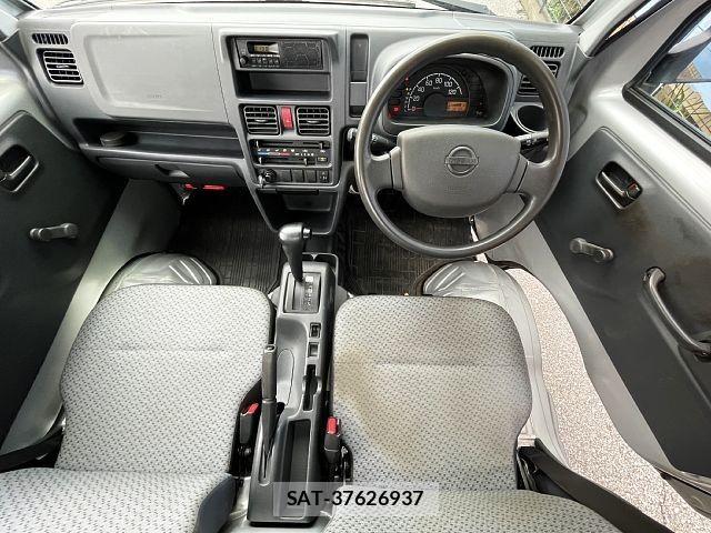 Nissan CLIPPER 2018-03 7903178-1