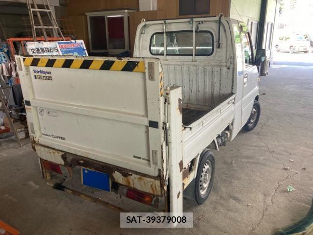 Nissan CLIPPER 2010-05 7963114-2