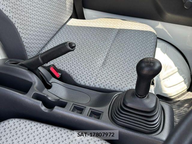 Nissan CLIPPER 2022-07 8037394-27