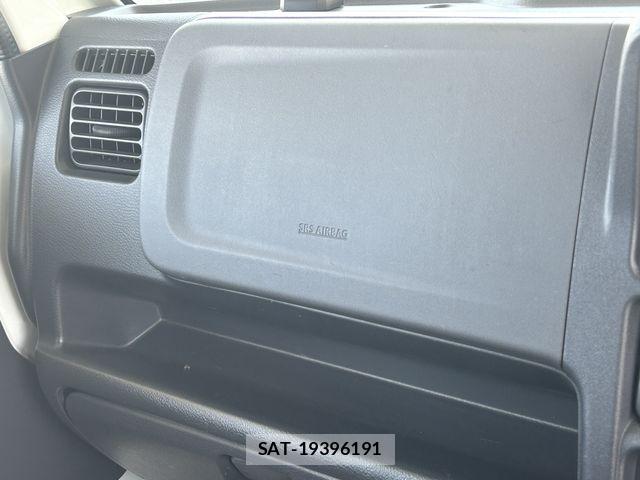 Nissan CLIPPER 2020-05 8131722-24
