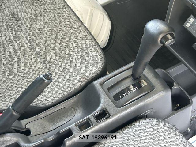 Nissan CLIPPER 2020-05 8131722-26
