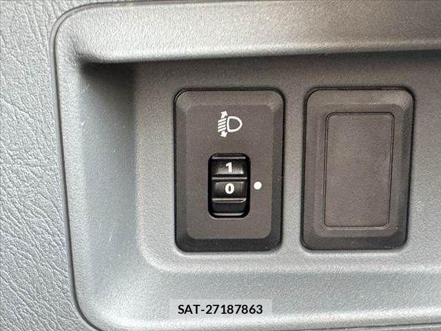 Nissan CLIPPER 2012-07 8146368-18