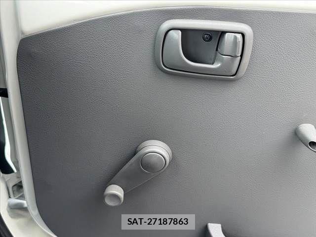 Nissan CLIPPER 2012-07 8146368-5