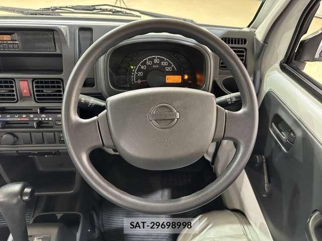 Nissan CLIPPER 2018-05 8209327-9