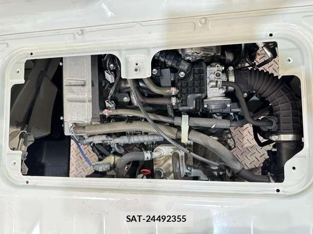 Nissan CLIPPER 2021-05 8209325-27