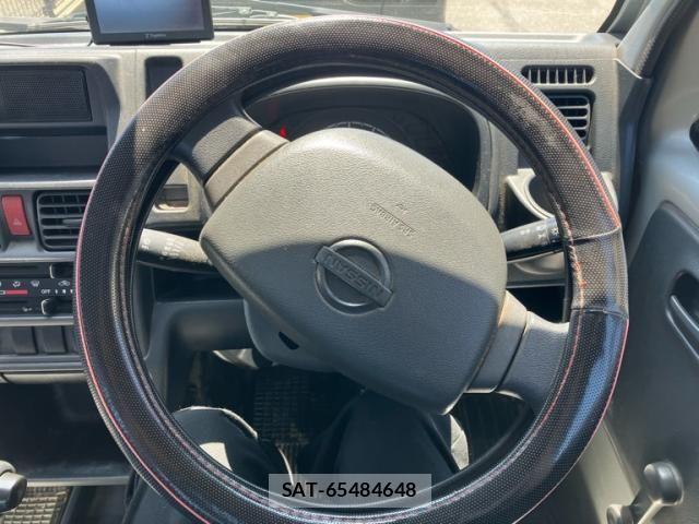 Nissan CLIPPER 2018-02 8367904-10