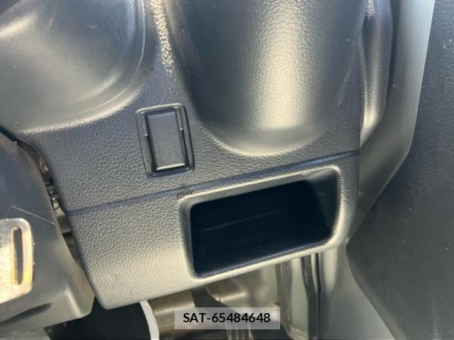 Nissan CLIPPER 2018-02 8367904-12