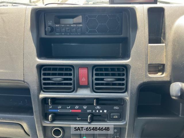 Nissan CLIPPER 2018-02 8367904-13