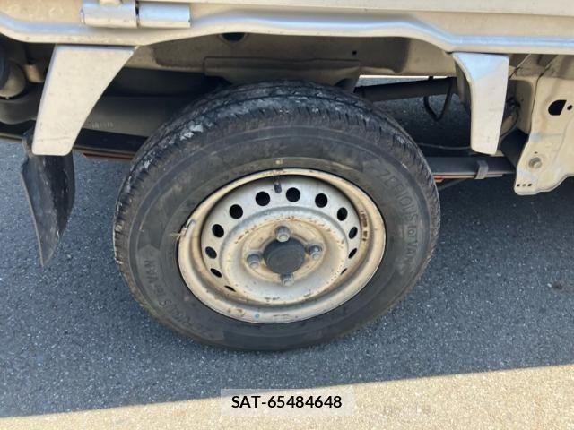 Nissan CLIPPER 2018-02 8367904-16