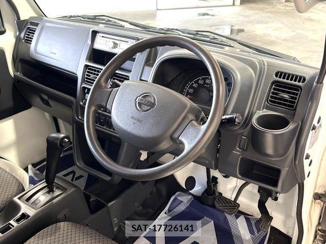 Nissan CLIPPER 2015-04 8485874-1