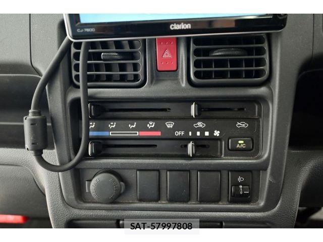 Nissan CLIPPER 2018-06 8526394-14