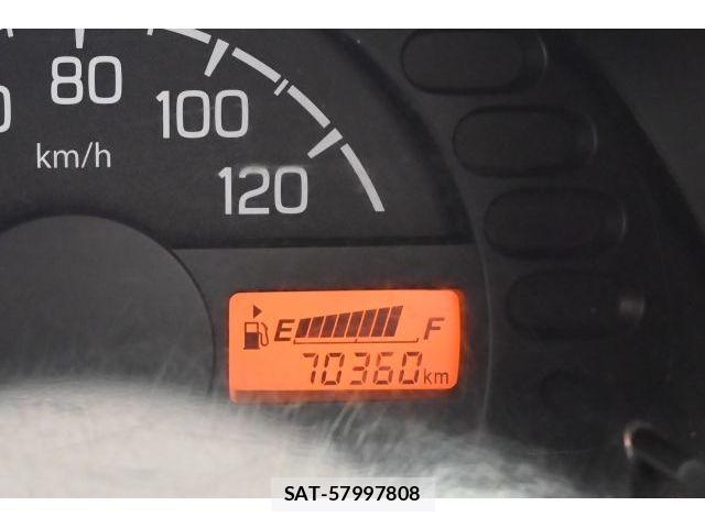 Nissan CLIPPER 2018-06 8526394-21