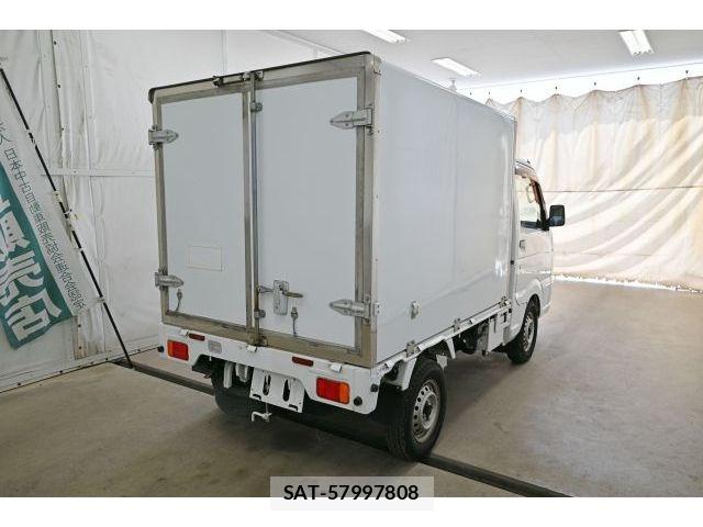 Nissan CLIPPER 2018-06 8526394-4