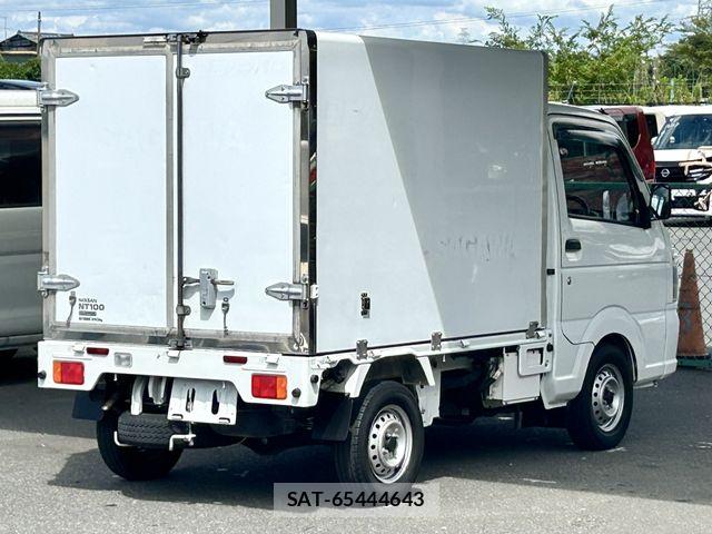 Nissan CLIPPER 2019-09 8526396-11