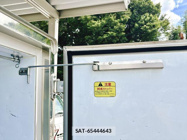 Nissan CLIPPER 2019-09 8526396-18