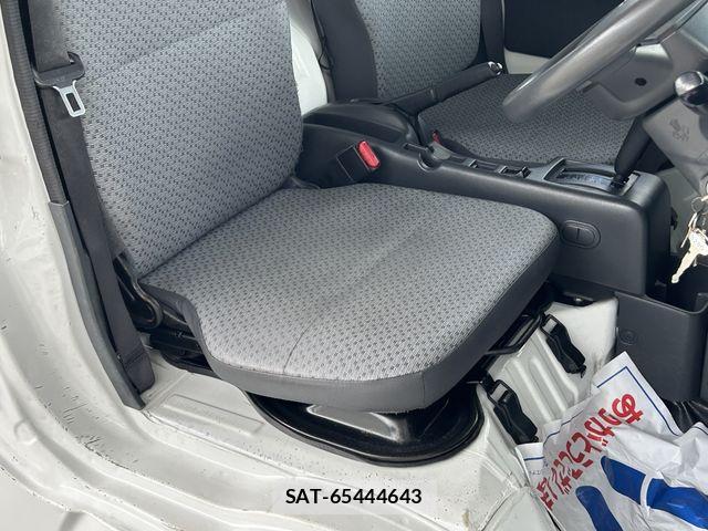 Nissan CLIPPER 2019-09 8526396-21