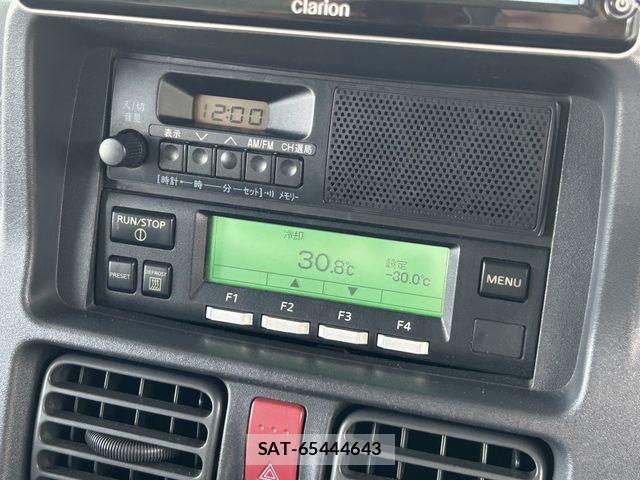 Nissan CLIPPER 2019-09 8526396-23