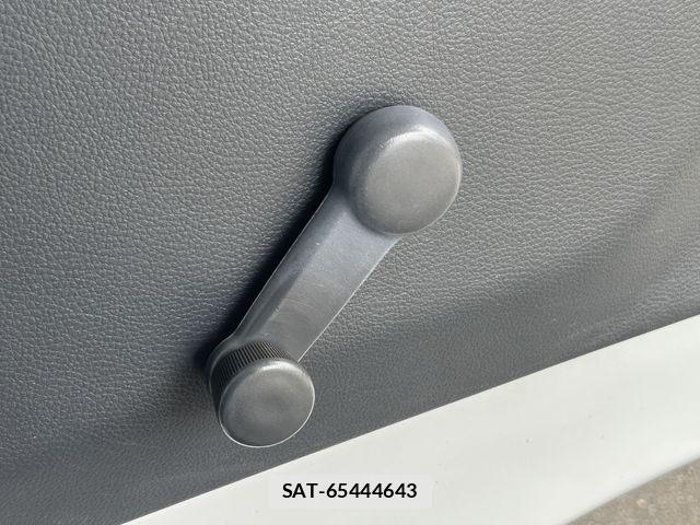 Nissan CLIPPER 2019-09 8526396-25
