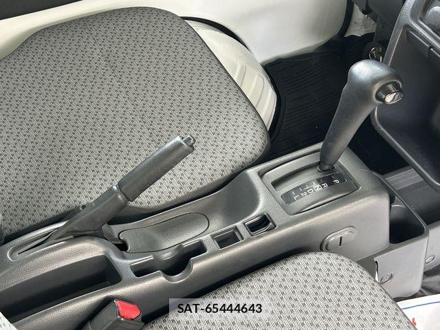 Nissan CLIPPER 2019-09 8526396-26