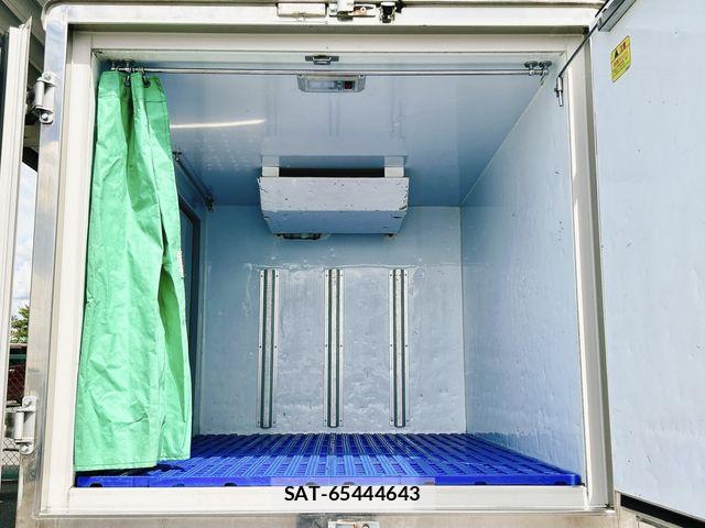 Nissan CLIPPER 2019-09 8526396-3