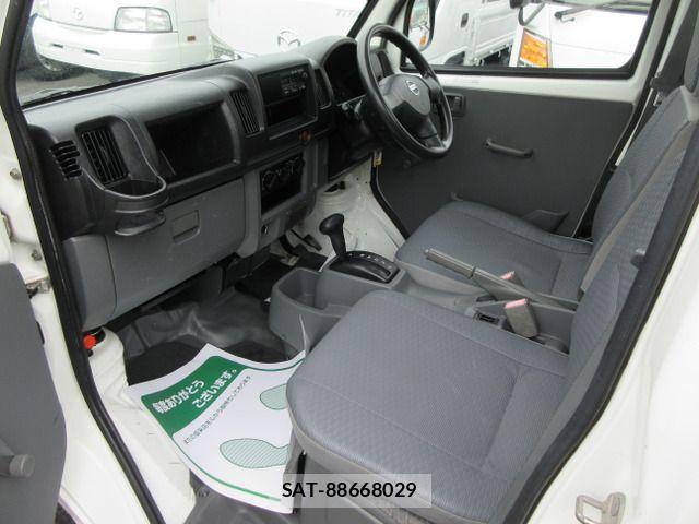 Nissan CLIPPER 2013-02 8744951-11