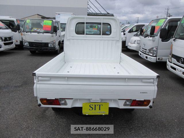 Nissan CLIPPER 2013-02 8744951-2