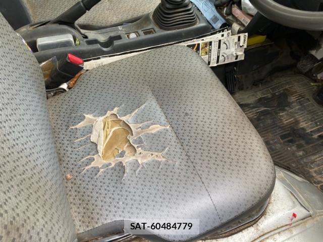 Nissan CLIPPER 2016-11 8881345-9