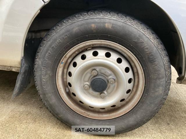 Nissan CLIPPER 2016-11 8881345-3