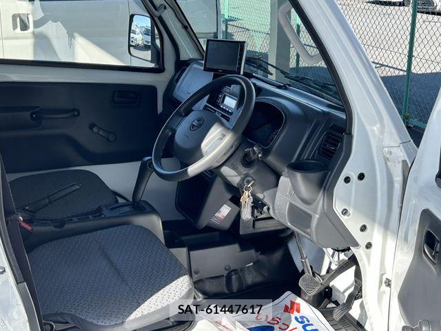 Nissan CLIPPER 2020-01 8884109-1