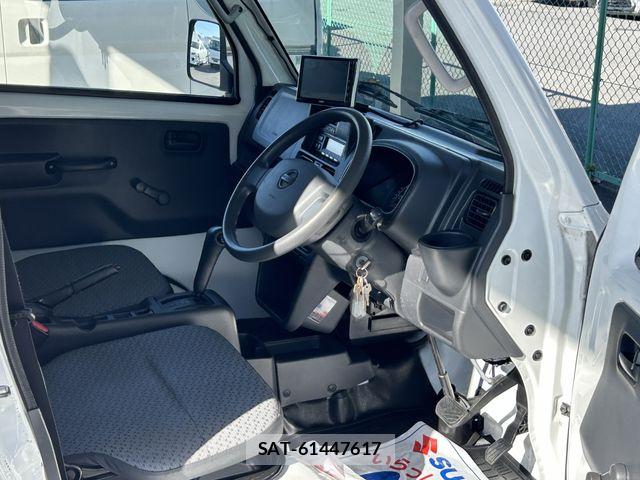Nissan CLIPPER 2020-01 8884109-20