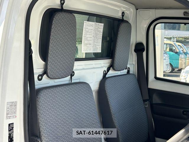 Nissan CLIPPER 2020-01 8884109-21