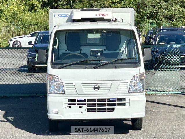 Nissan CLIPPER 2020-01 8884109-4
