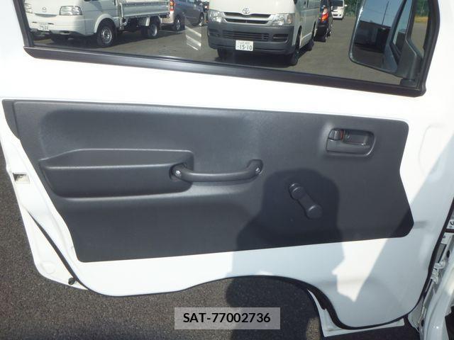 Nissan CLIPPER 2016-11 1056224-20