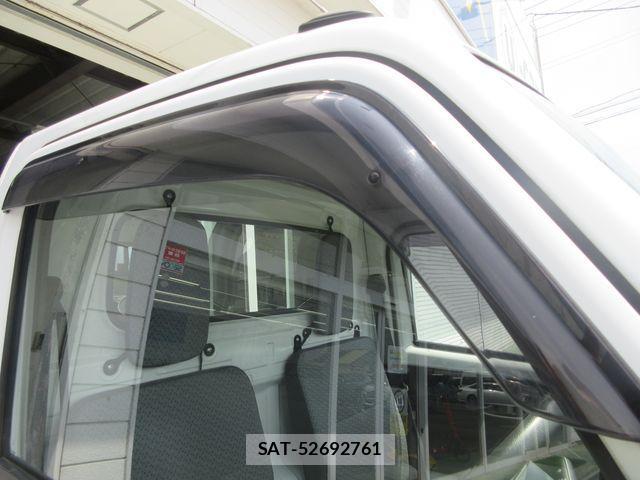 Nissan CLIPPER 2018-03 1073587-17