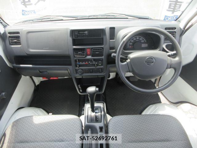 Nissan CLIPPER 2018-03 1073587-1